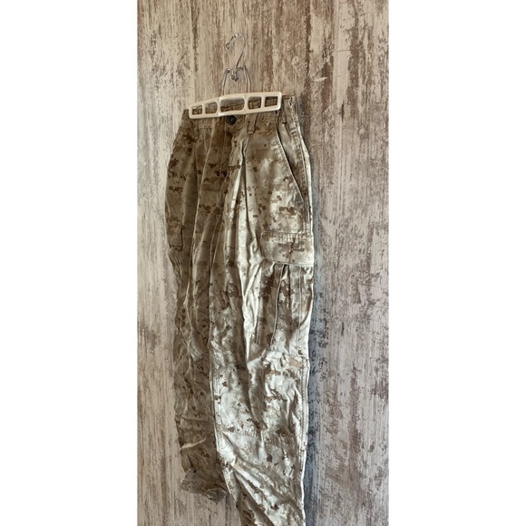 Authentic U.S. Military jacket and pants set - Picture 4 of 4